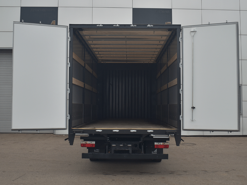 Шторный фургон Dongfeng C120L